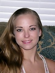 Amateur Teen Abbie Modeling Nude At This Homemade Nude Modeling Shoot