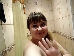pissing, filmed herself as a piss in the douche)