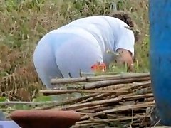 Spying Mom Butt - Chubby Plumper Granny - Mature Backside Booty