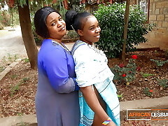 African Married Milfs Sapphic Make Out In Public During Neighbourhood Party