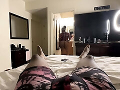 After shower Stepmom is stuck when seeing Sonnie naked in his bedroom