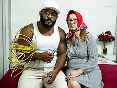 grandma gets deep booty fucked by an electrician grandma gets deep booty fucked by an electrician