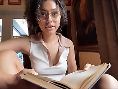 Dani Diaz And Family Therapy In How To Be Spectacular