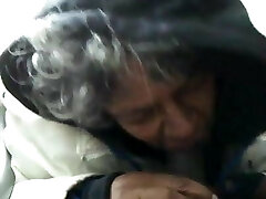 Grandma Whore Swallow vieille pute noire suce