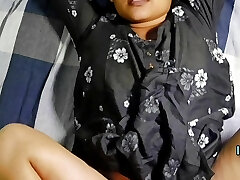 Kamwali bhabhi banged in kitchen doggy position 