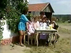 Fun with Farmgirls (1993)
