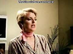 चाची खूंटे जॉन होम्स, रिचर्ड कैनेडी, वह न्यूयॉर्क में