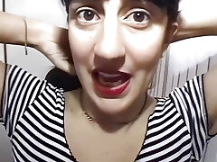 90 के दशक बालों वाली लड़की के साथ मिलकर टैग 3 त्रिगुट 90 के दशक बालों वाली लड़की के साथ मिलकर टैग 3 त्रिगुट