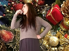 Happy Ho-Ho-Holidays: Santa's Milk Causes A Horny Housewife Stupid Transformation Full VIDEO