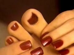 Girl lick her toes and show amazing sole