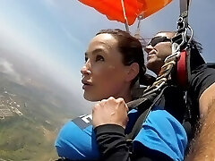 naujienų @ lytis - parašiutizmas su lisa ann! pt 2