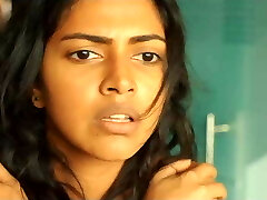 Amala Paul Steaming - Aadai Movie