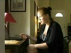 Voyuer: Mommy finds son's porn