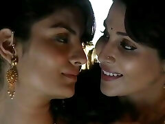 Massage her friend Massage her friend