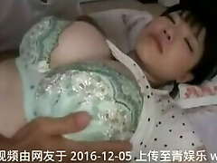 还在睡梦中的妹妹被我给干了(看直播加微信dsy334452 还在睡梦中的妹妹被我给干了(看直播加微信dsy334452