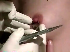 My Sexy Piercings Girls getting their bud hood pierced My Sexy Piercings Girls getting their bud hood pierced