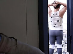 A stranger spotted an exhibitionist and helped him cum in his underpants - XSanyAny