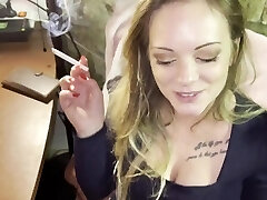 Pipe fétichisme et cigarette