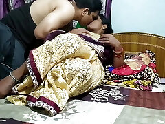 Sexy wifey Tina fast nailed in saree with her boyfriend on Xhamster 2023