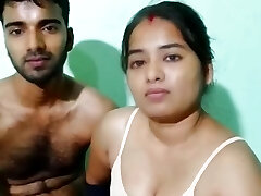 Desi xxx big boobs hot and adorable bhabhi apne husband ke friend se chudai