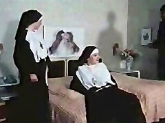 Nuns getting Wild (German)