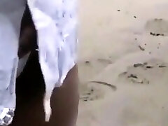 Asian bodybuilder barely facialed at the beach