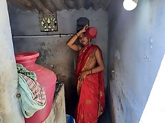 Newly married bhabhi ko Bathroom Ravaged Indian bhabhi devar Dasi sex