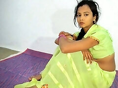 Naukar ne malkin ko rassi se neck corset kar chod diya malkin ne nokar ko malish karne ko bulaya or naukar ne apni sethani ko hello choda