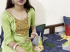 Saarabhabhi First-ever step brother step-sister-in-law sex in clear Hindi audio se itna chudi ki chut ka paani nikal gya in Hd