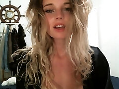 Amateur sweet blonde honey sucking cock