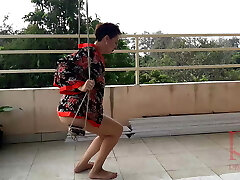 Ultra-cute housewife has fun without panties on the swing Slut swings and shows her ideal pussy 1