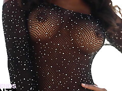 Japanese Babe Putri Cinta Playing with Her Vulva On Empty Beach