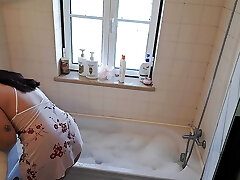 Latina Wifey Calls Handyman to Fix the Hot Tub Latina Wifey Calls Handyman to Fix the Hot Tub