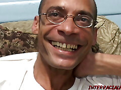 Alaura Gets Tangled Up in a Raunchy BBC Threeway Alaura Gets Tangled Up in a Raunchy BBC Threeway