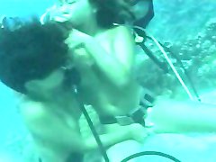 underwater japanese lesbian sex