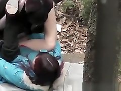 fuck in korean park hidden cam (3)