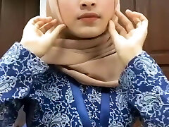 Molten Sexy Malay Hijab