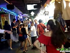 Horny guy shows how to pick up a real Thai lady Mee in some pubs