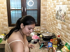 Cooking hump in kitchen
