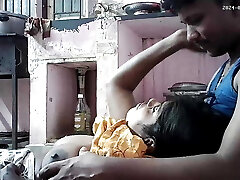 Indian house wife big natural tits boobs Indian house wife big natural tits boobs