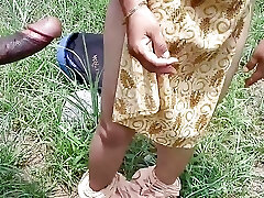 Desi College girl outdoor hindi sex - viral mms Desi College girl outdoor hindi sex - viral mms