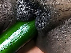 Marvelous pyaasi bhabhi ritu sex with kheera in grubby hindi audio