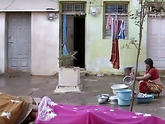 Guntur talkies- Rashmi Gautam