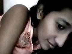 Desi sexy college cutie Avantika sul web camera