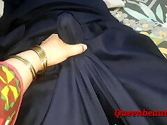 Desi wife cheating on husband. Indian bhabhi firm xxx sex with devar- clear hindi audio. Movie upload by QueenbeautyQB