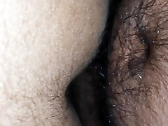 Desi gir fucking tight pussy fuck . Gf and Bf penetrating in hotel room , desi sex video ,bhabhi fucking with dever