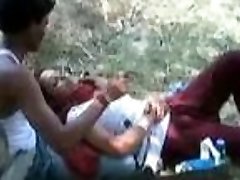 Indian Girl allow to have fun her lover with her Boobs in a Park