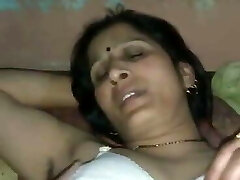 indian aunty screwed with secret lover in her home