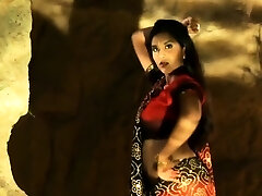 Exotic Indian Princess Dancing