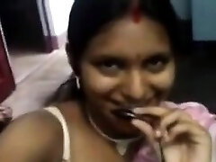 This female just got married, but she's unhappy with her fuckfest